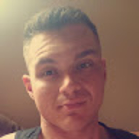 Meet your Posher, Matthew - Picture 1 of 1